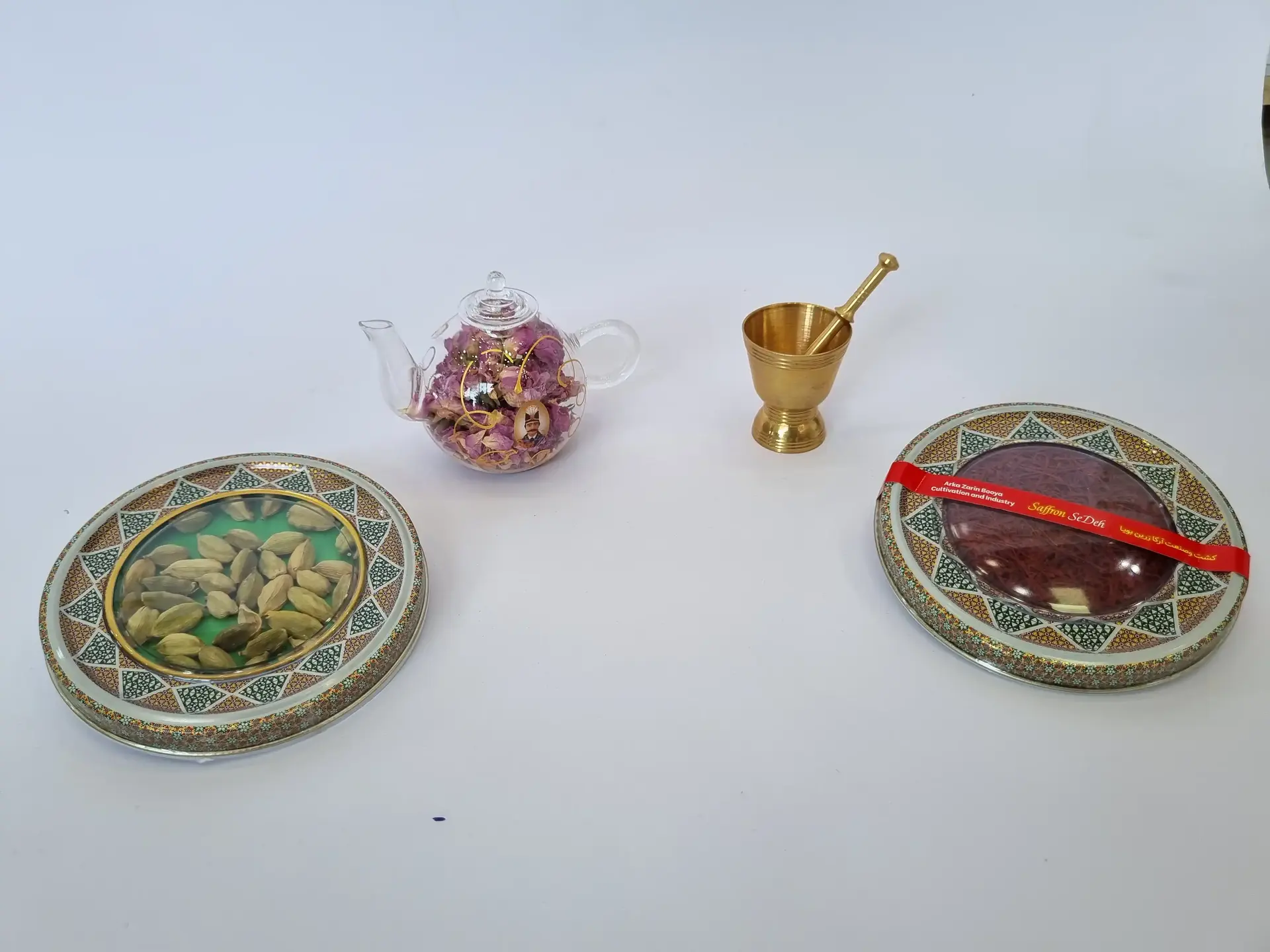 زعفران1 مثقالی با پک چوبی